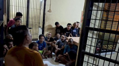 image 750x 676cc76bf1665