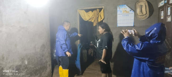 Banjir Rendam Dua Rumah di Penfui, Pj.WaliKota Kupang Minta BPBD Siaga 2 IMG 20250128 WA0001