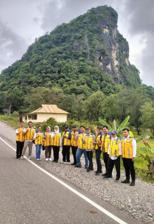 Kerusakan jalan Saenam - Nunpo , BPJN NTT lakukan Penanganan darurat agar tetap Fungsional 2 IMG 20250216 083749