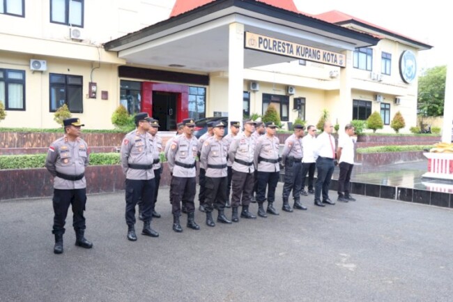 Kapolresta Kupang Kota Ancam Pecat Anggota yang Bermasalah 1 image 750x 6818280aef369 1
