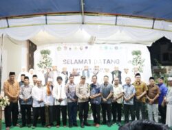 Suasana haru dan bahagia menyambut Kepulangan 17 Jamaah Haji Sumba Timur