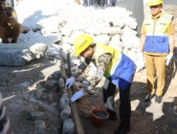 Pekerjaan Long Segmen Ruas Jalan Yos Sudarso, Kota Kupang mulai dikerjakan