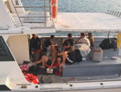 7 Imigran Ilegal Asal China dan 3 ABK Diamankan di perairan selat Rote