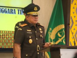 Lantik 13 Pejabat Baru, Kajati NTT minta perhatikan kualitas perkara dan optimalkan penyelamatan uang negara 