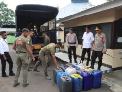 Gagalkan Penyelundupan Sopi Lewat Laut, Brimob Amankan 16 Jerigen di Perairan Pulau Buaya