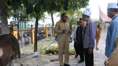 Idul Adha 1447 H, Wagub NTT Salurkan Bantuan Sapi Kurban untuk Jamaah Masjid Al-Muhajirin 10 IMG 20260526 WA0022