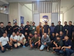 Polres Alor Amankan 16 WNA Asal Uzbekistan yang Terdampar di Pantar, Diserahkan ke Imigrasi Kupang