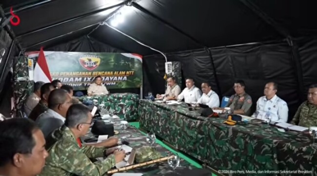 Presiden pimpin rapat koordinasi penanganan bencana Flores di Nagekeo