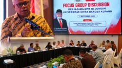 Di FGD MPR RI-UCB Kupang, Dr. Yohanes Tuba Helan Soroti Kearifan Lokal sebagai Perekat Kebhinnekaan NTT