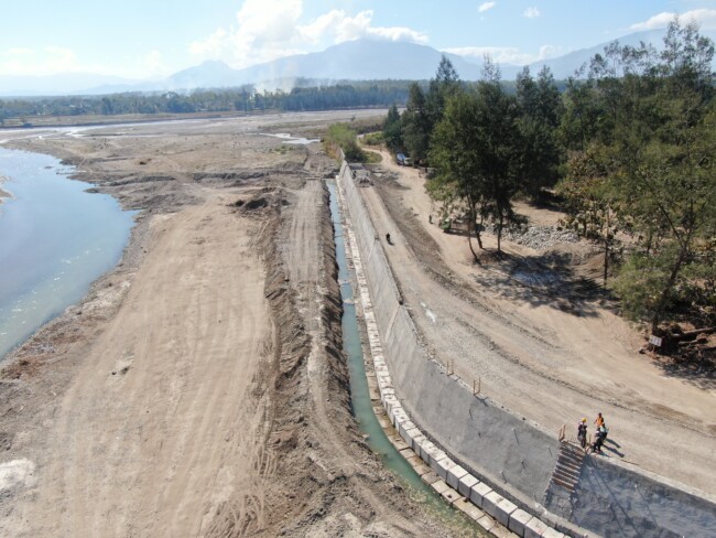 Progres Capai 82 Persen, BBWS NT II Optimistis Dua Proyek Pengaman Sungai Haekesak dan Pantai Nangaroro di NTT Tuntas Akhir 2026 2 Bbws NT II lakukan Pengamanan sungai Haekesak